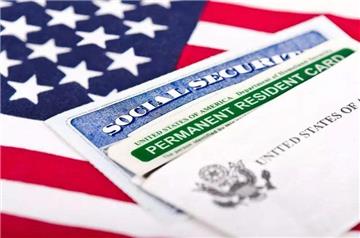 特朗普政府同意撤销留学生签证新规